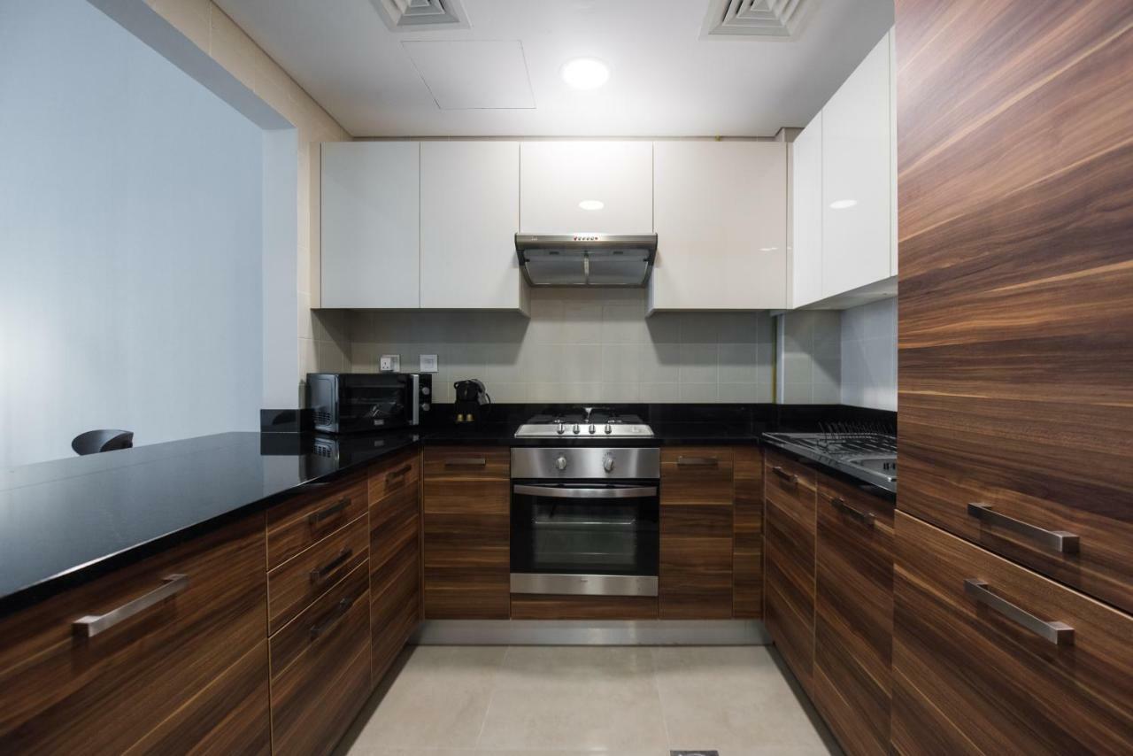Fantastay Sparkle Tower One Bedroom Suite Marina View Dubai Exteriör bild